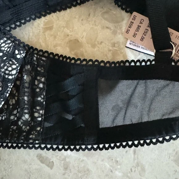 New Victoria’s Secret Dream Angels Push-Up Bra 32A - Picture 3 of 6